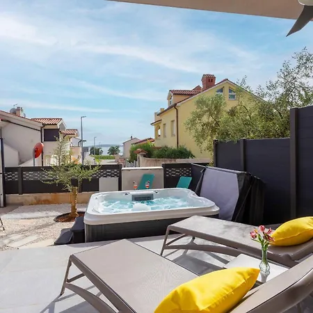 Osvit Grand Deluxe * Medulin