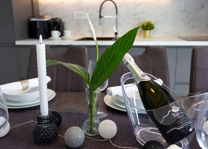 아파트 Osvit Grand Deluxe 메덜린