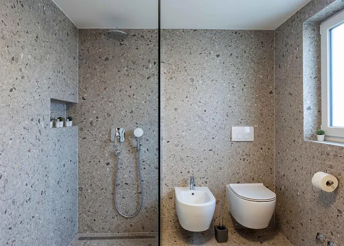 Osvit Grand Deluxe *