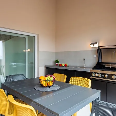 Apartamento Osvit Grand Deluxe *